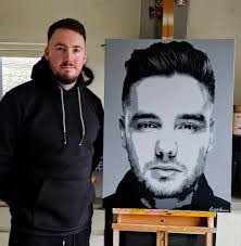 Sonja Lloyd's Instagram, Twitter & Facebook