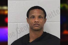 Johnnie Reed : https://thegeorgiagazette.com/carroll/johnnie-reed-4/