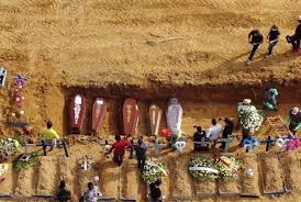 Antes disso, o recorde era de 29 de julho de 2020, quando o país registoru 1.595 mortes em um único dia. Brasil Registra Novo Recorde De Mortes Pela Covid 19 Em 24 Horas Com 1 910 Obitos Radio Itatiaia A Radio De Minas