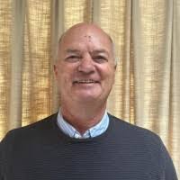 Philip Henning's Instagram, Twitter & Facebook