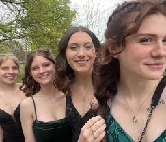 Georgia Lyons (@georgia_lyons_) • Instagram photos and videos