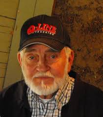 Larry Doering's Instagram, Twitter & Facebook