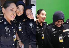 Drama gerak khas the finale ini akan disiarkan mulai 4 disember 2020, setiap jumaat dan sabtu jam 10.30 malam. Gerak Khas 2019 Inspektor Aleeza Dah Masuk Set Media Hiburan