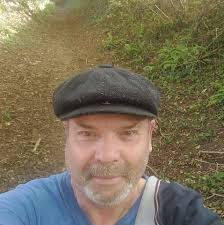 Visitors allowed to stay after group tour at Auschwitz?