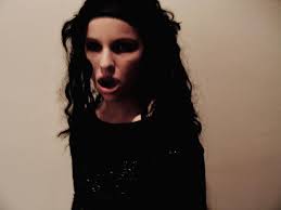 Between 1977 and 1980, she was the lead singer of the tourists, a british pop band and her first collaboration with dave stewart. Annie Lennox On Twitter Ah Halloween Just Like I Pictured It Https T Co Lyvcbr8szb Thelionsny Https T Co 9jvhipmrcy