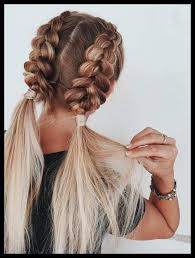 Schnelle Und Leichte Frisuren Zum Nachstylen Style Haar Ideen Schone Frisure Beauty Einfache Geflochtene Frisuren Leichte Frisuren Flechtfrisuren