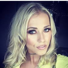 jadie hewitt (@jadiehewitt)