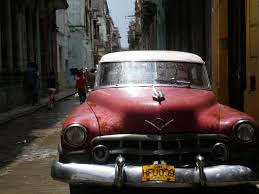 Havana Cuba Typical Old American Car Not Too Sure Of The Brand That Predates The Revolution In Cuba Old American Cars Cuba Travel Pictures