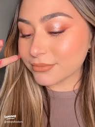 Best Clothes Colors for Warm Undertones to Enhance Your Style