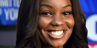 Ashley Garrett's Instagram, Twitter & Facebook