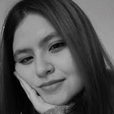 Jocelyn Llamas's Instagram, Twitter & Facebook