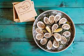Les huîtres peuvent être conservées jusqu'à 8 jours après l'achat dans le bac à légumes du réfrigérateur (entre 0 et 8°c). Les Huitres Tresor Des Iles De La Madeleine La Presse