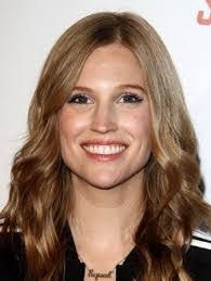 Amanda Lund's Instagram, Twitter & Facebook