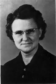 Ann Moyes's Instagram, Twitter & Facebook