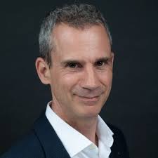 The first physical quantum computer in 🇨🇭 Switzerland for commercial use! 