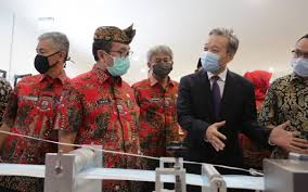 Plumbon, cirebon tersebut dipenuhi bahan yang sangat mudah terbakar. Cegah Phk Perusahaan Di Cirebon Dituntut Berinovasi Di Tengah Pandemi