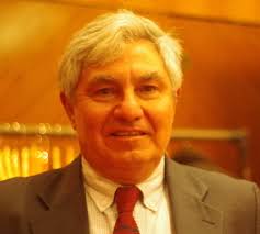 SalmonChile re-elects Arturo Clément as president