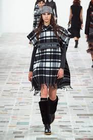 Christian Dior Herbst Winter 2020 2021 Ready To Wear Kollektion Vogue Germany In 2020 Ready To Wear Fashion Trend Forecast Fashion