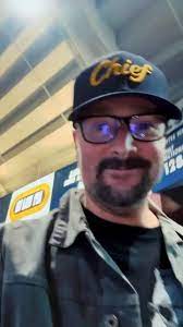 Undercover Chief 🕶️ Eric Church walked around before his show without his  sunglasses and no one recognized him 🤣😎 #ericchurch #countrymusic | The  Big Time with Whitney Allen | Facebook