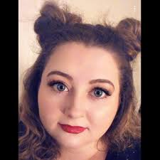 One of the cool things here at AC/DC is they opened an official merch table  outside pre-show so you can get your official merch before it sells out of  your favorite style