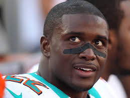 Lions get first crack at Reggie Bush