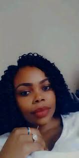 Hiz simplicity ov hiz songs betray hiz technical skill az a very nimble  player. I've seen old live footage that's slayed me...