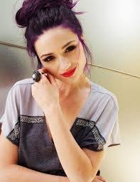 Stephanie Mackenzie's Instagram, Twitter & Facebook