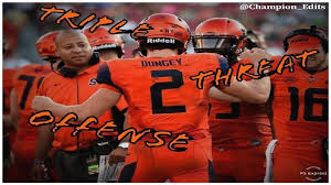 I know what a pivot is but what is a front pivot, drop step pivot, inside pivot, out side pivot etc. Triple Threat Spread No Huddle Tempo Offensive System Complete Off