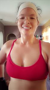 Who's weak side leg feels heavy