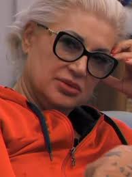 GRANDE FRATELLO Guai in vista per Lucia Bramieri, ecco cosa rischia:  http://fanpa.ge/Ht6sR