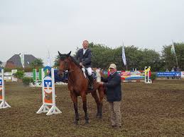 Mehr bei ihrer vr bank westküste eg. Erste Qualifikation Holsteiner Schaufenster Zuchterpreis 2019 Beim Pfingstturnier In Wedel Am 09 Juni Holsteiner Schaufenster