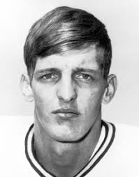 146-149 History & Tradition.qxd