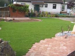 Der garten fürs leben unterstreicht die architektur und die wertigkeit ihrer immobilie. Start Garten Landschaftsbau Bock