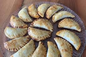 Empanadas Teigtaschen Mit Hackfleischfullung Von Lamagra Chefkoch Rezept In 2020 Teigtaschen Lebensmittel Essen Teig