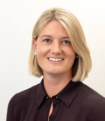 Carmen Oakley's Instagram, Twitter & Facebook