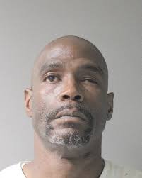 Woman jumps behind wheel to escape LI man who attacked her