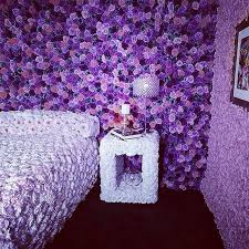 Flower Bedroom غرفة نوم مغطاه بالورد الجدران والاثاث وحتى السرير Wool Blanket Merino Wool Blanket Blanket