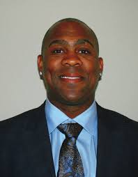 The Official Publication of the East Central Community College Alumni  Association Volume XXII , No. 1 • october 2013