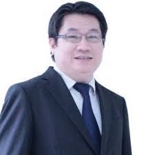 Chee Liew's Instagram, Twitter & Facebook