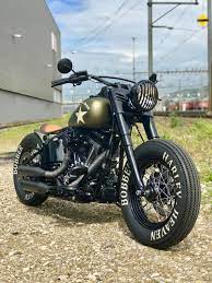 Pin By Paulo Perez On There S Nothing Sexier Then A Woman Who Rides Her Own Bike Bobber Motorcycle Motorcycle Harley Scrambler Motorcycle