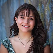 11 days until I take my final bow at UTA🧡💙 #graduation #college #uta  #classof2023