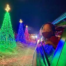 Although this hasn't exactly been a normal year by any stretch of the imagination, it's comforting to know that some of our favorite holiday traditions can still be enjoyed and celebrated. Hikari A Festival Of Lights At Tanaka Farms Huddlebee