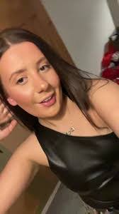 Charlotte Storey's Instagram, Twitter & Facebook