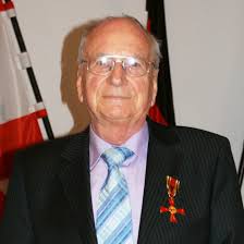 Fritz Baumbach erhielt das Bundesverdienstkreuz
