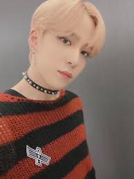 Twitter Black And Red Pretty Men Woo Young