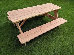 Diy Picknicktisch Fur Kinder In 2020 Picknicktisch Kindertisch Garten Sitzbank Kinder