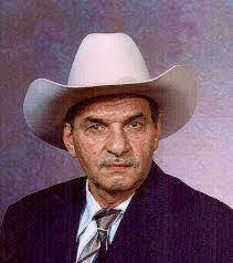 Edward Gingerich's Instagram, Twitter & Facebook