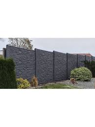 Geschlossener rahmen aus vier verstärkten außenstäben mit jeweils einem waagerechten und senkrechten draht (50 x 250 mm maschenweite). Zaun Aus Polen Almp15 Fertigteile Aus Beton