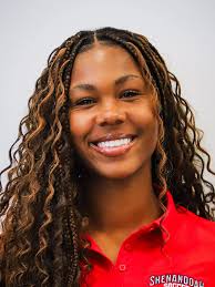 Kassidy Collins's Instagram, Twitter & Facebook