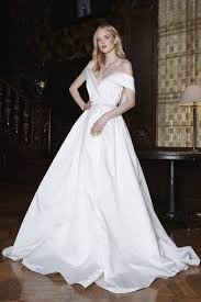 Maybe you would like to learn more about one of these? Lana Mueller Brautmoden Brautkleider Hochzeitskleider Abendkleider Balayi